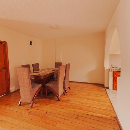 Los Ponchos Inn Apartasuite Otavalo Exteriör bild