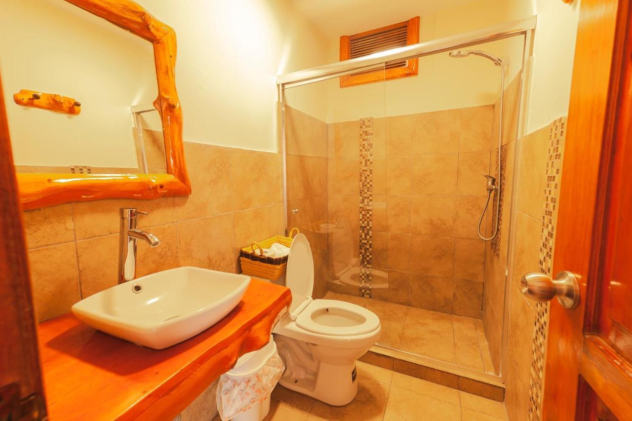 Los Ponchos Inn Apartasuite Otavalo Exteriör bild