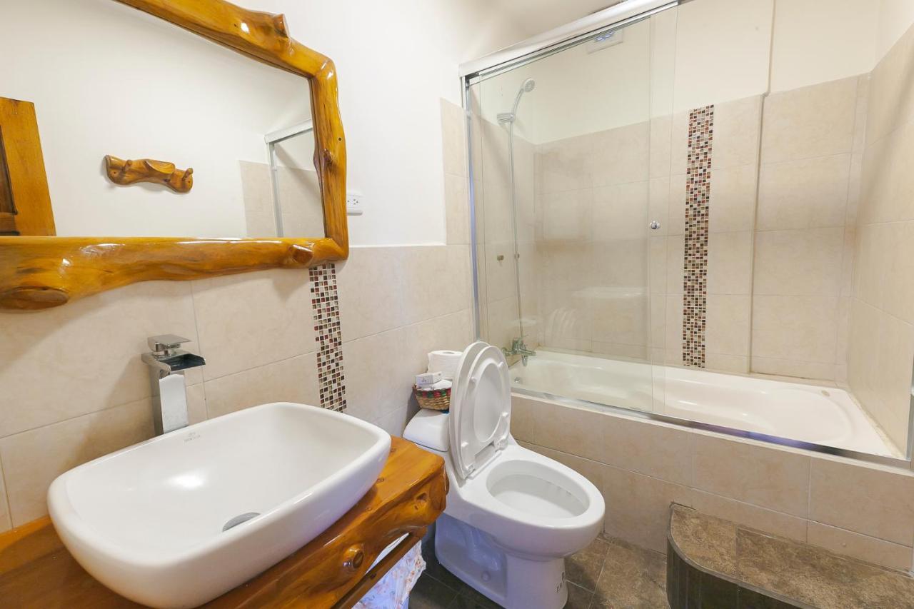 Los Ponchos Inn Apartasuite Otavalo Exteriör bild
