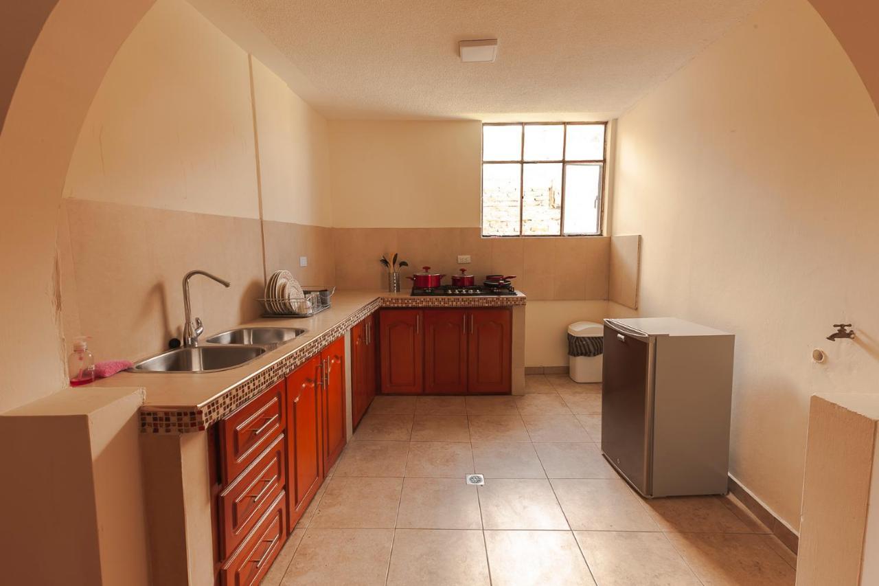 Los Ponchos Inn Apartasuite Otavalo Exteriör bild